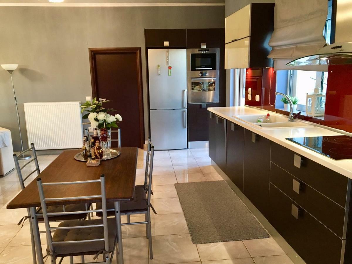 Luxury House In With A Great View Balcony