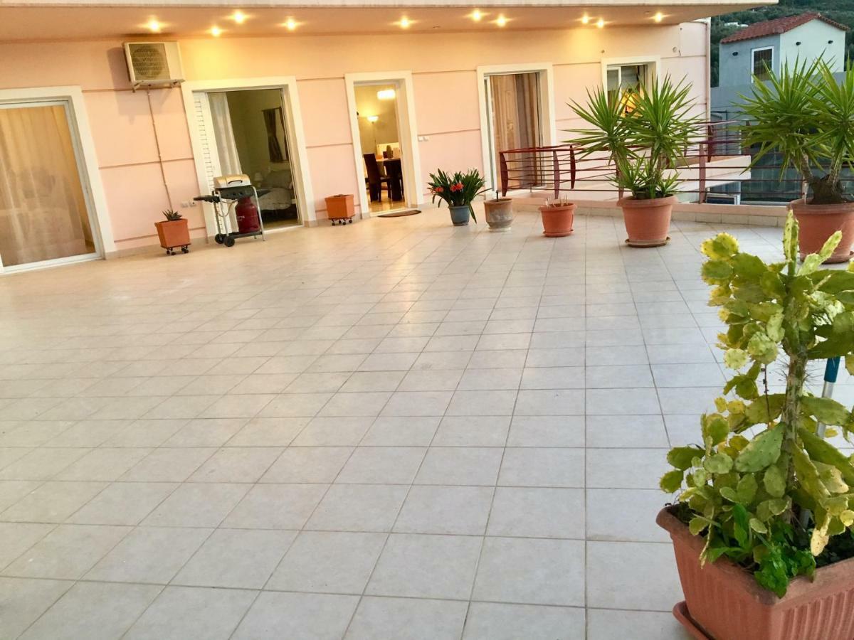 Apartment Luxury House In With A Great View Balcony